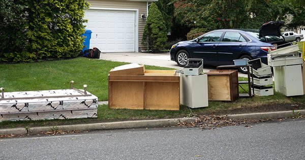 Bulk waste on curbside